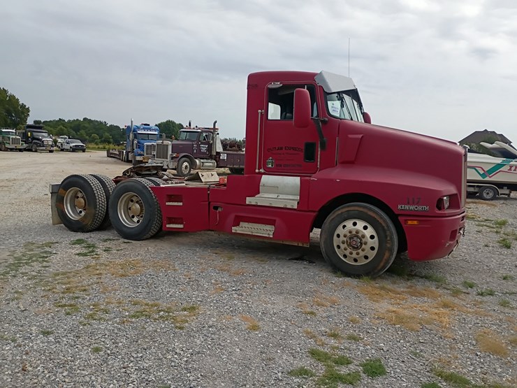 1995-kenworth-t600-image-12