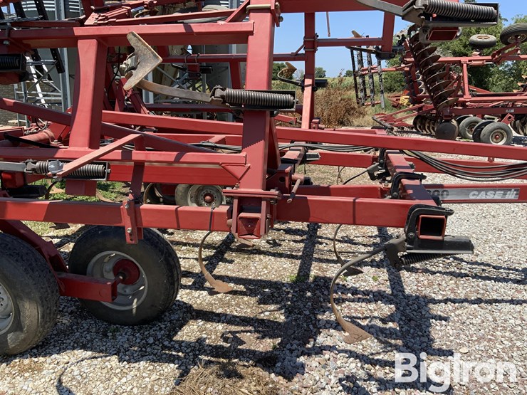case-ih-4300-image-19
