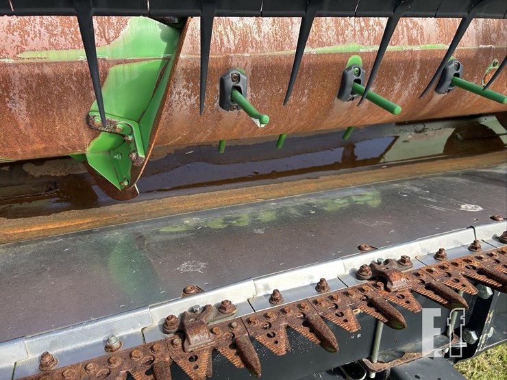 2012-john-deere-635f-image-14