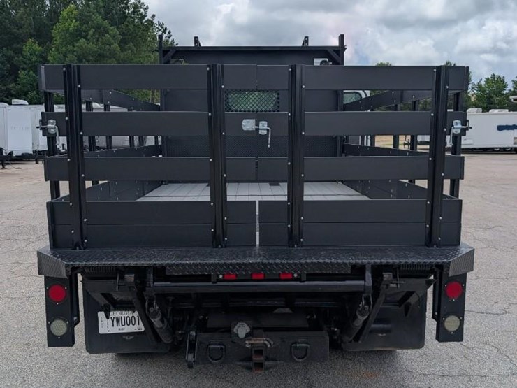 2012-freightliner-m2-stakebed-truck-image-9