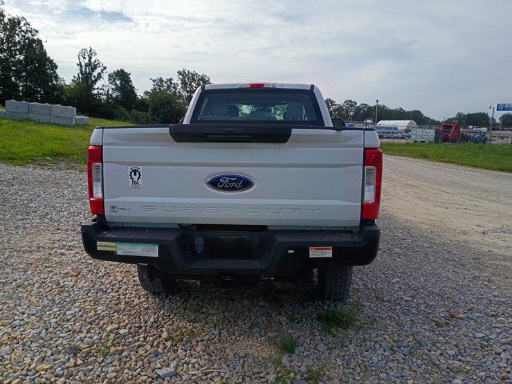 2018-ford-f350-image-7