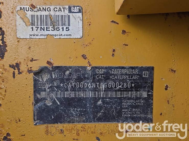 2018-caterpillar-d6n-lgp-image-70