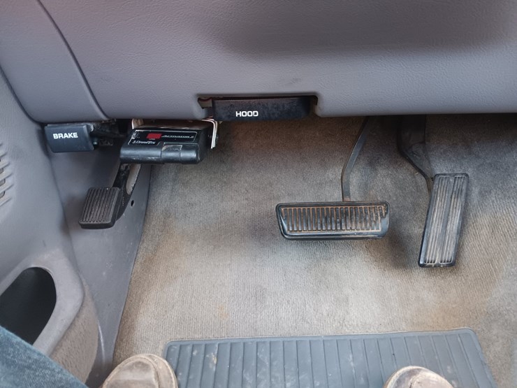1994-dodge-ram-2500-image-58