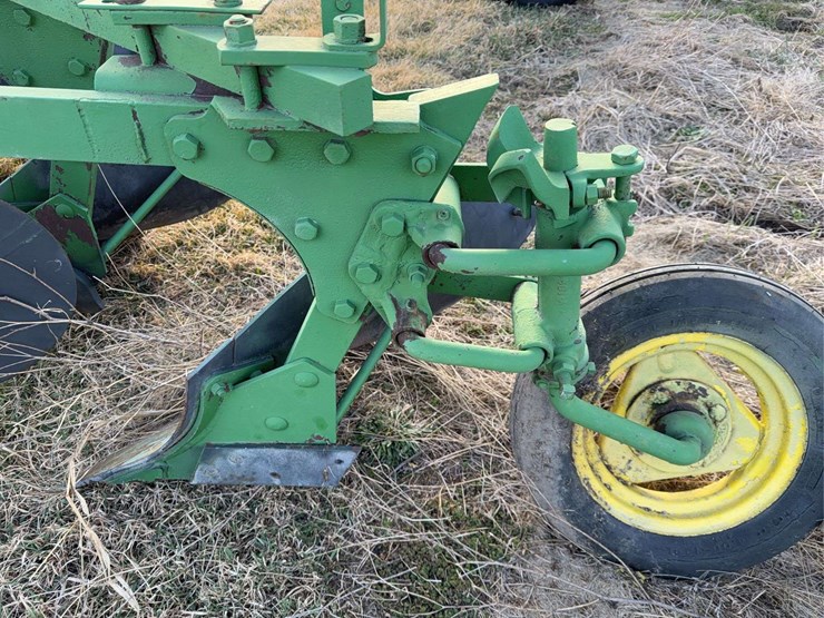 john-deere-8-image-20