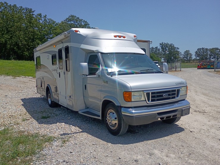 2005-ford-e450-image-13