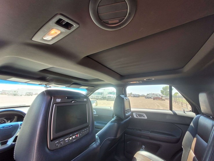2013-ford-explorer-image-12