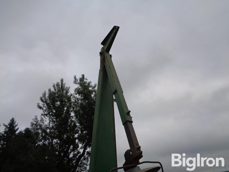 john-deere-7200-image-16