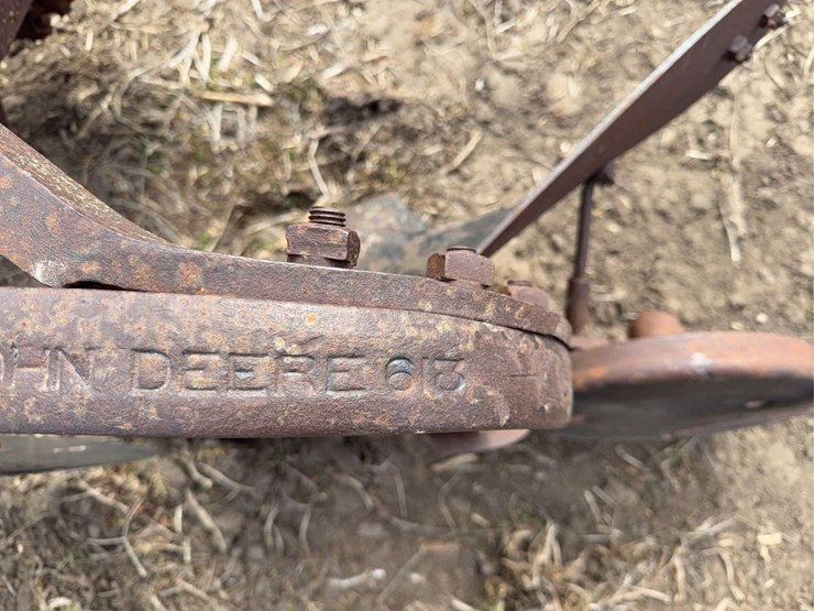 john-deere-two-bottom-plow-image-18