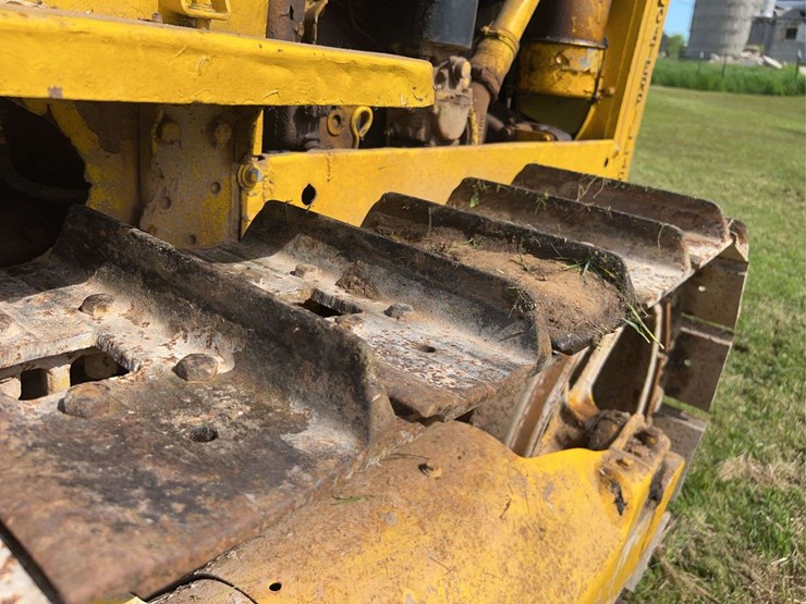 caterpillar-r4-image-26