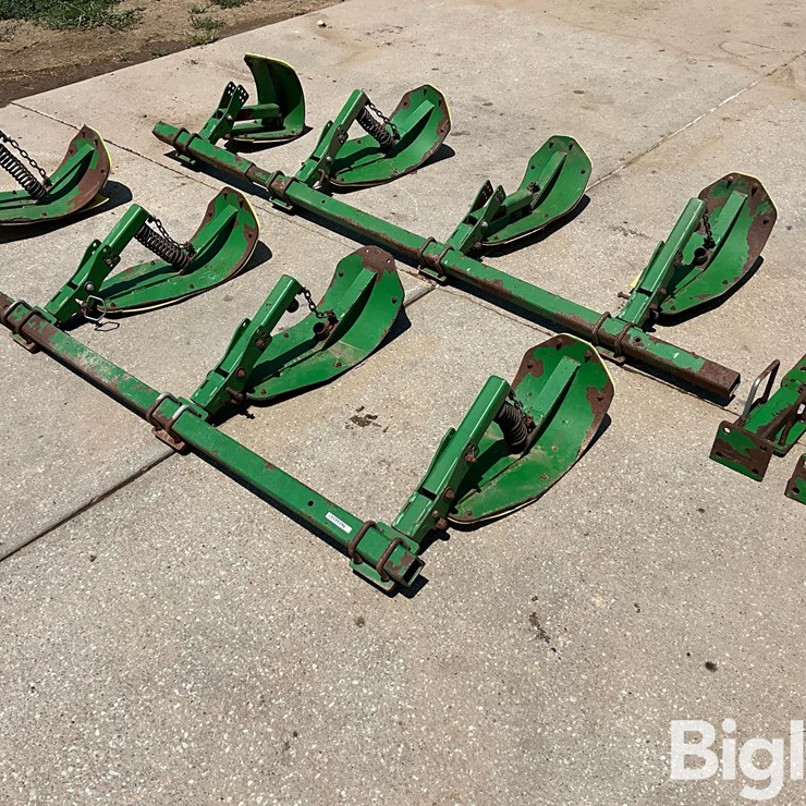 JOHN DEERE 608C