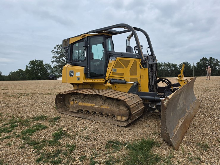 2015-deere-700k-image-13