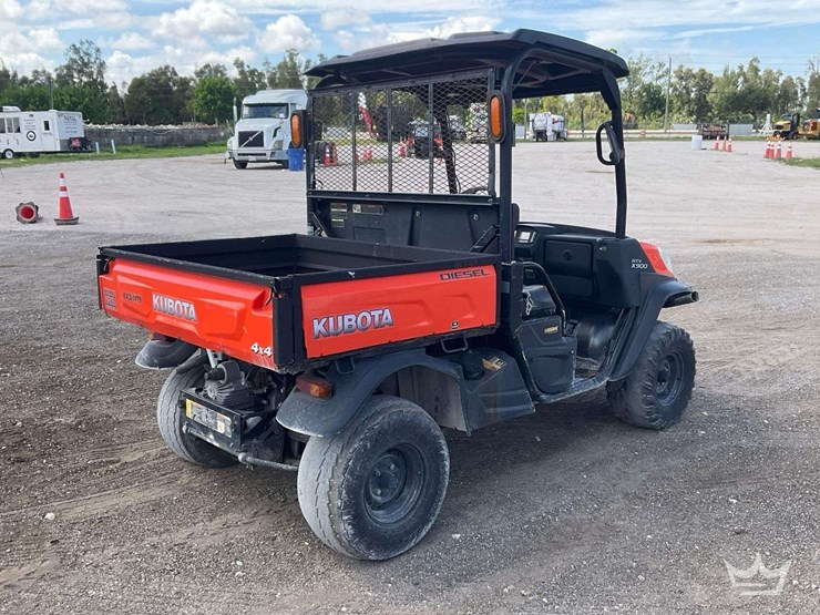 2018-kubota-rtv-x900-image-3