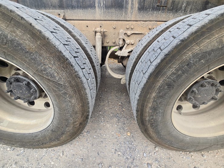 2007-kenworth-t2000-image-92