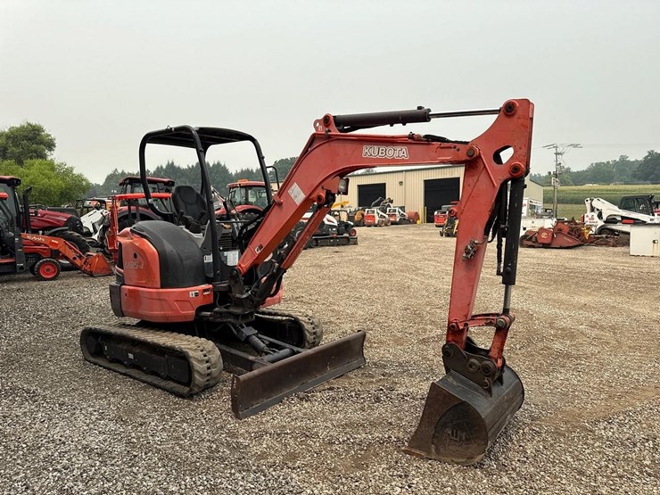 2016-kubota-u35-4-image-6