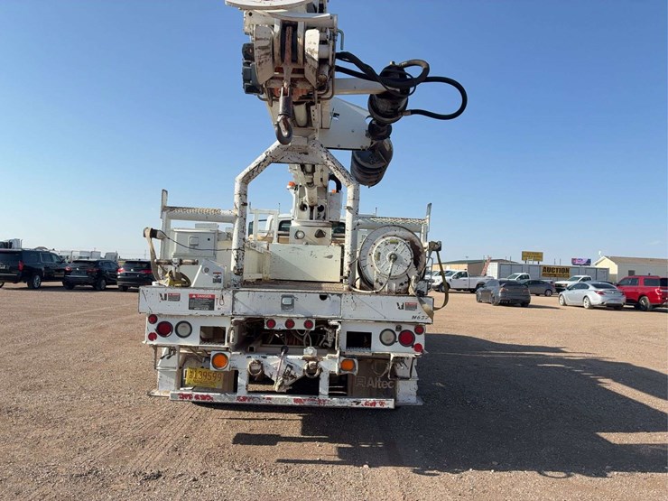 2009-international-workstar-7400-image-13