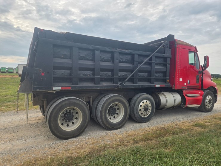 2007-kenworth-t2000-image-16