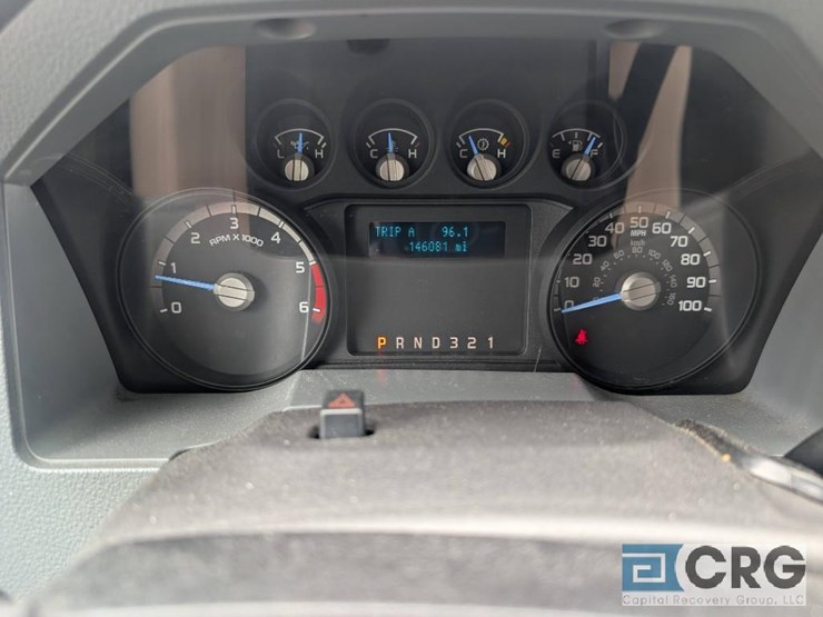 2013-ford-f550-image-24