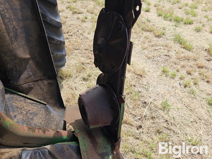 john-deere-260-image-12