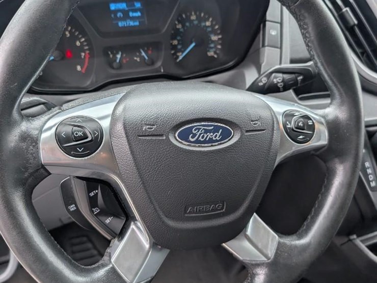 2016-ford-transit-image-21
