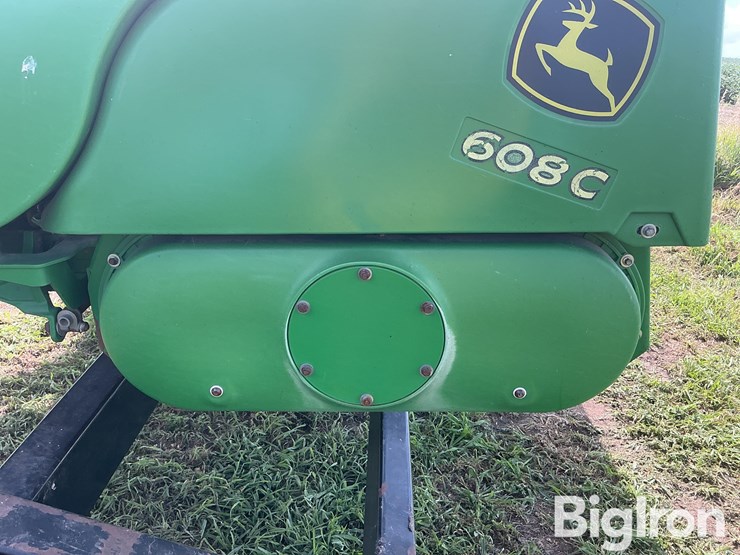 2011-john-deere-608c-image-9