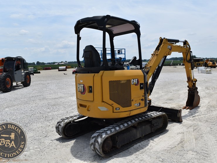 2023-caterpillar-303cr-image-5