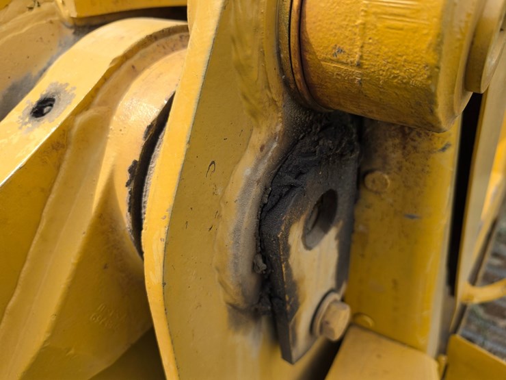 1983-caterpillar-973-image-134