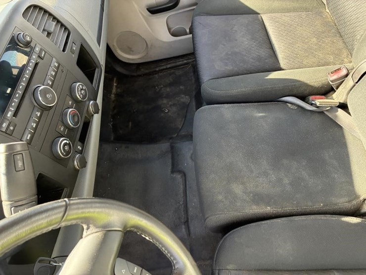 2012-gmc-sierra-2500-image-28
