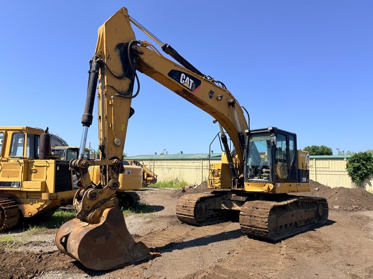 2010-caterpillar-328d-image-2