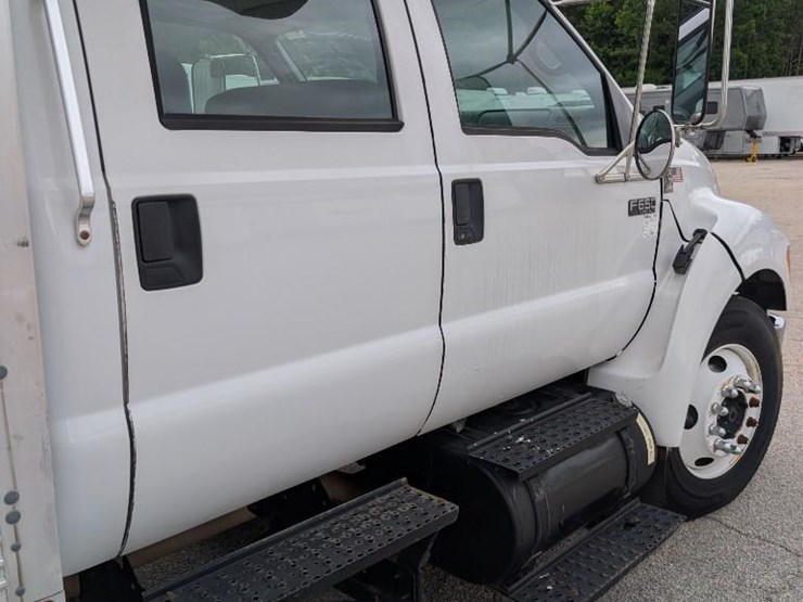 2006-ford-f650-image-3