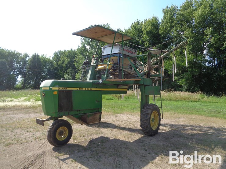 john-deere-6000-image-1