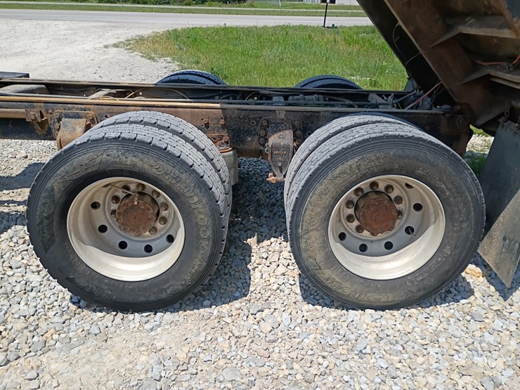 1994-ford-ltla9000-image-89