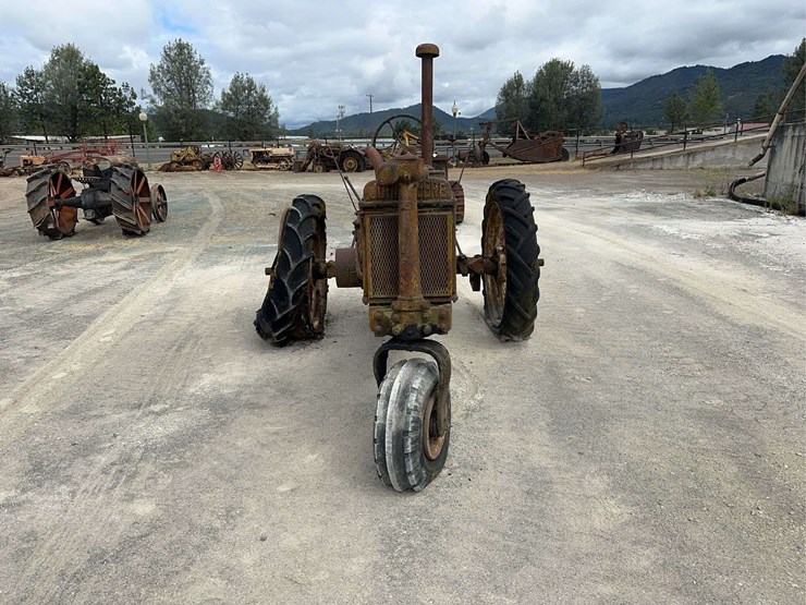 john-deere-model-b-image-8
