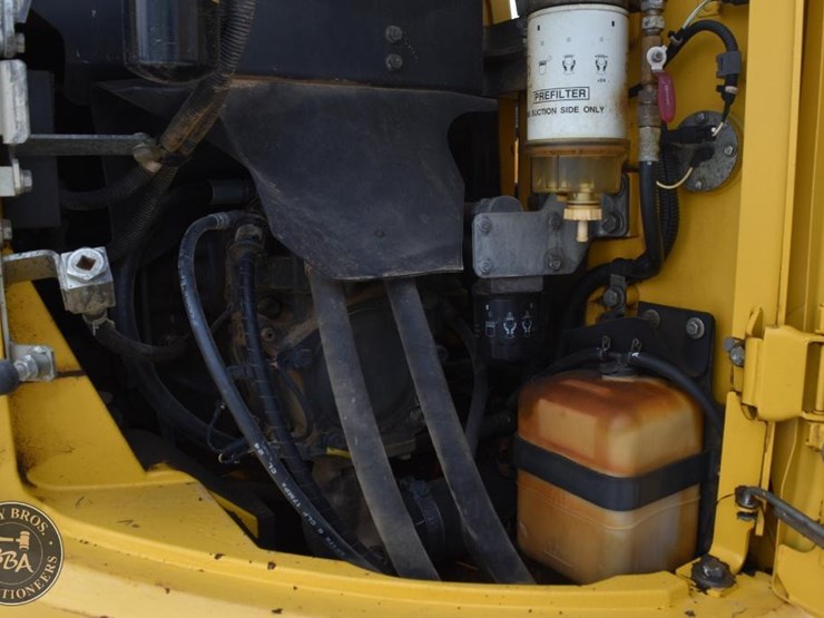 2014-komatsu-pc138us-lc-10-image-41