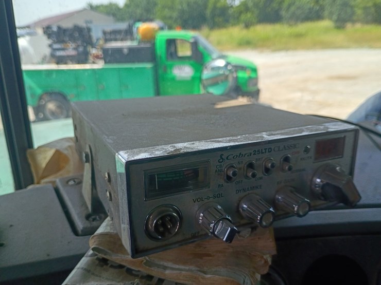 1997-mack-rd688s-image-49