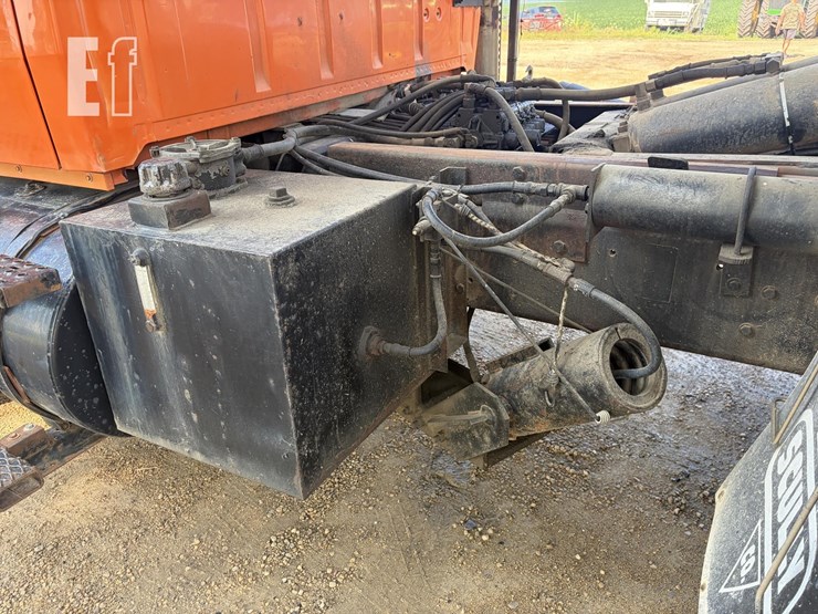 1996-ford-lt9000-image-13