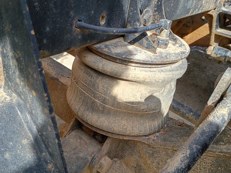 #24861-•-1988-freightliner-flc-dump-truck-image-99