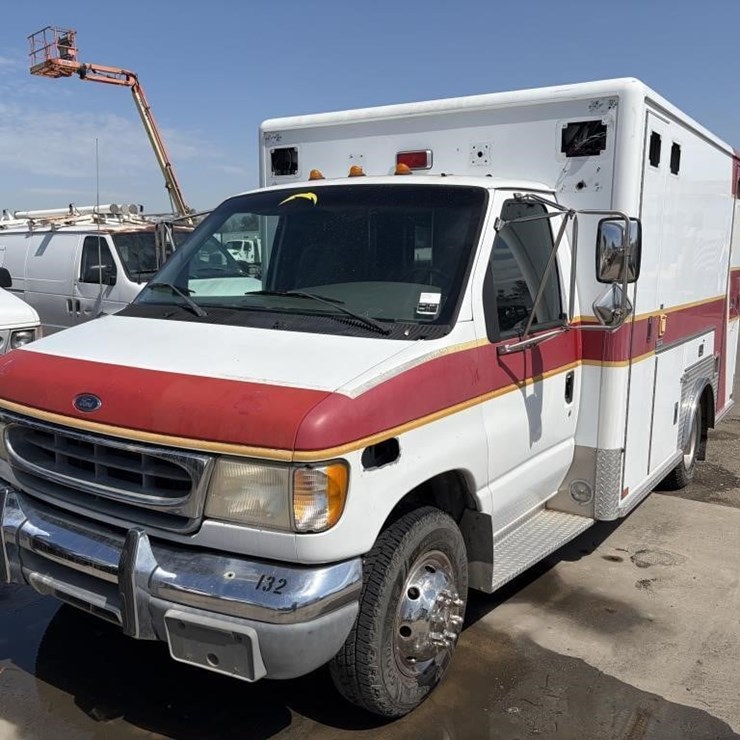 2000 FORD E350