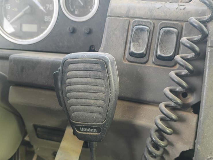 2008-sterling-l9500-image-62