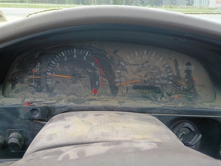 1998-toyota-tacoma-image-52