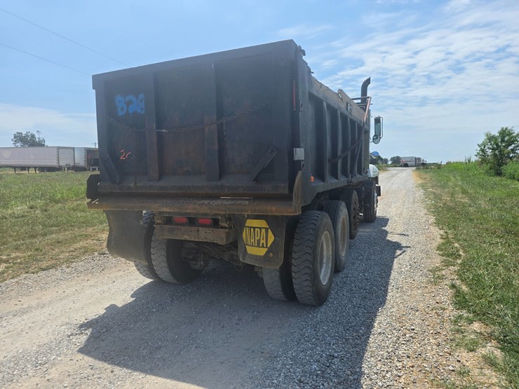 1994-mack-ch613-image-14