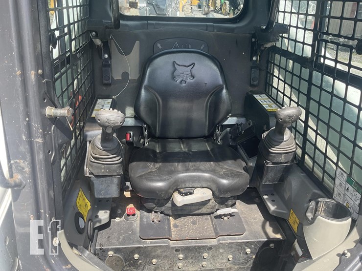 2021-bobcat-t595-image-14