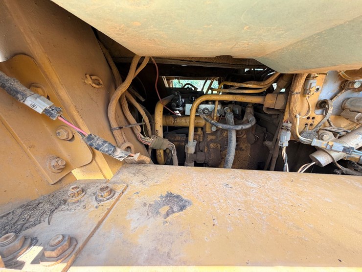 1997-caterpillar-953c-image-17