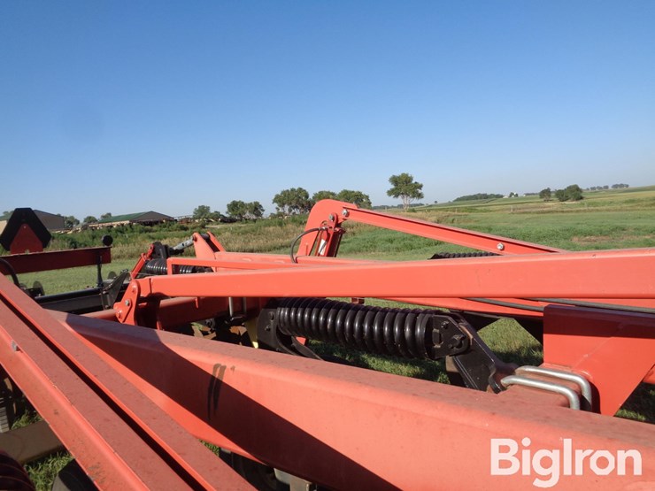 2011-kuhn-krause-4850-15-image-14