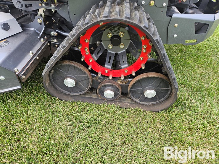 2022-altoz-trx766-zero-turn-all-terrain-commercial-mower-w/tracks-image-9