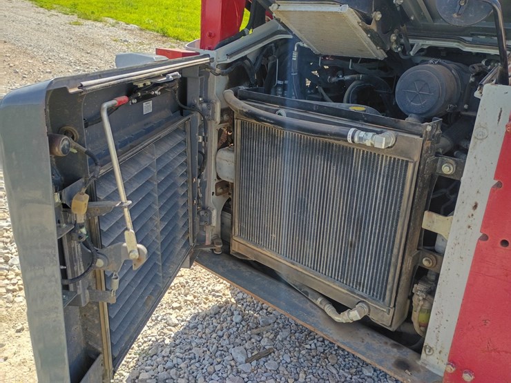 2023-takeuchi-tl10v2-image-17