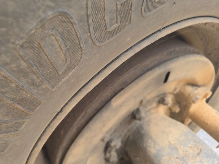 2002-mack-rd688s-image-62