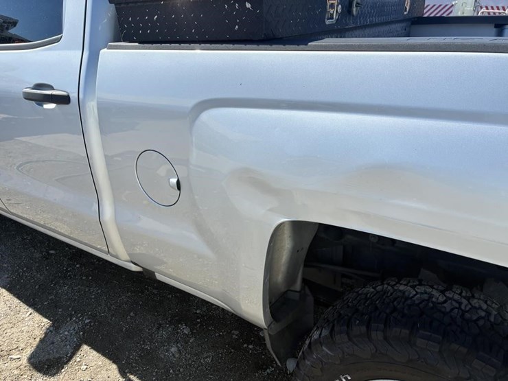 2018-chevrolet-silverado-1500-image-6