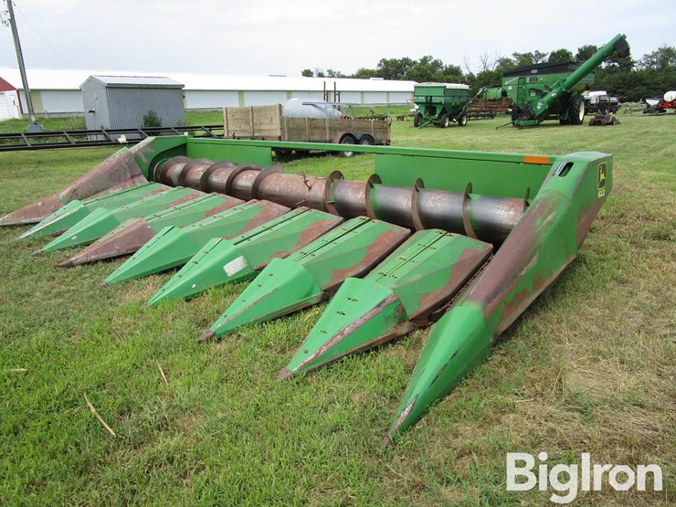 john-deere-853-image-1