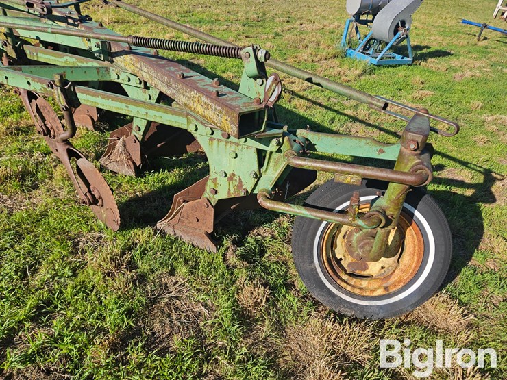 john-deere-5-image-17