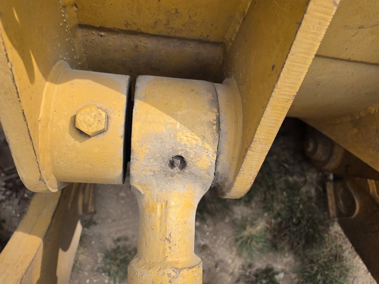 1983-caterpillar-973-image-152